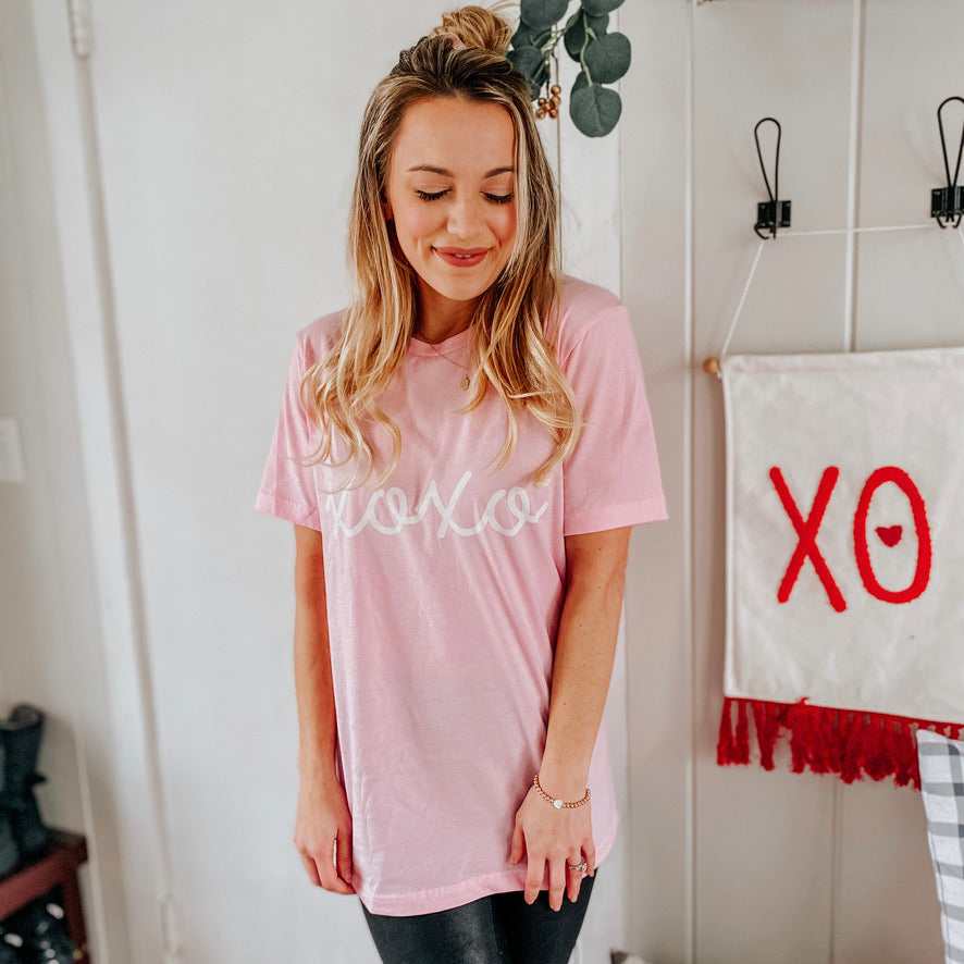 XOXO Tee