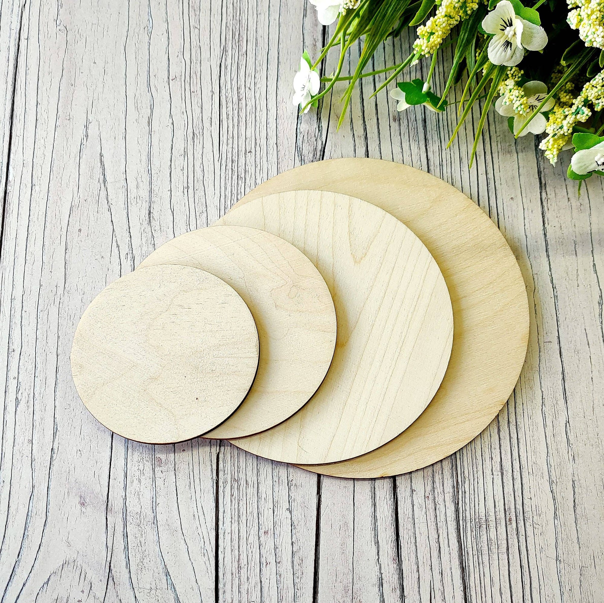 Wooden Circle Shape / Circle Plaque